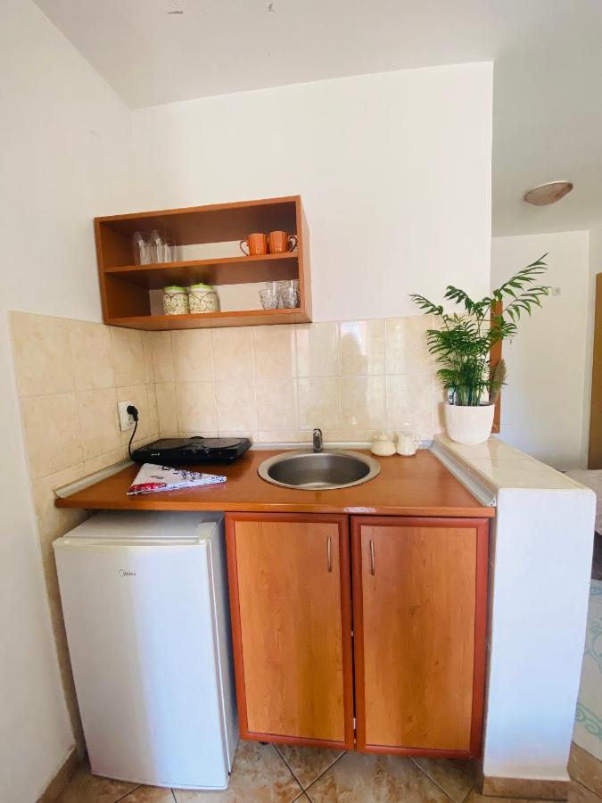 Miomir Perazic Apartments Petrovazzo Esterno foto