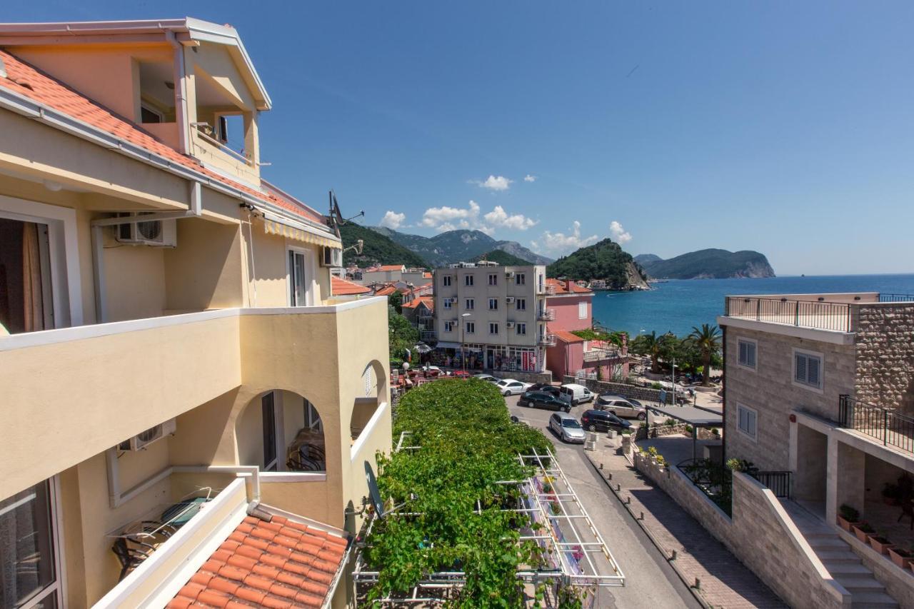 Miomir Perazic Apartments Petrovazzo Esterno foto